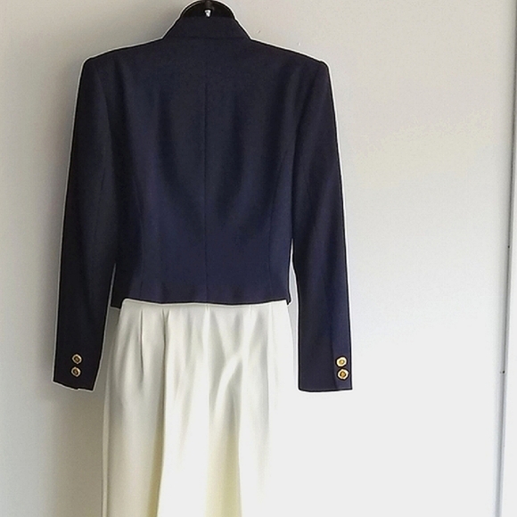 Double-Breasted Crop Jacket Suit - Picture 8 of 12